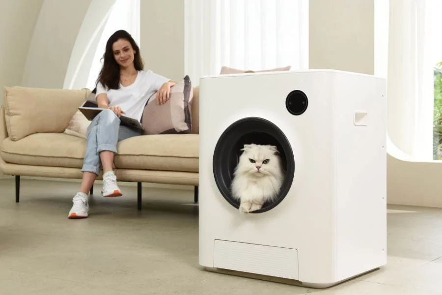 self scooping cat litter box